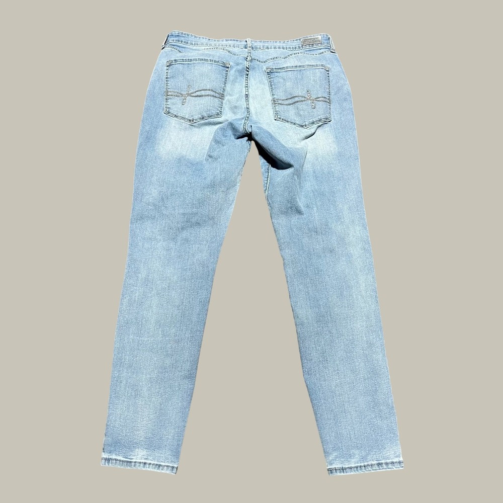 Denizen from Levis Modern Skinny Jeans Light Wash Blue Stretch Denim 14M 31x28.5 - Picture 13 of 13